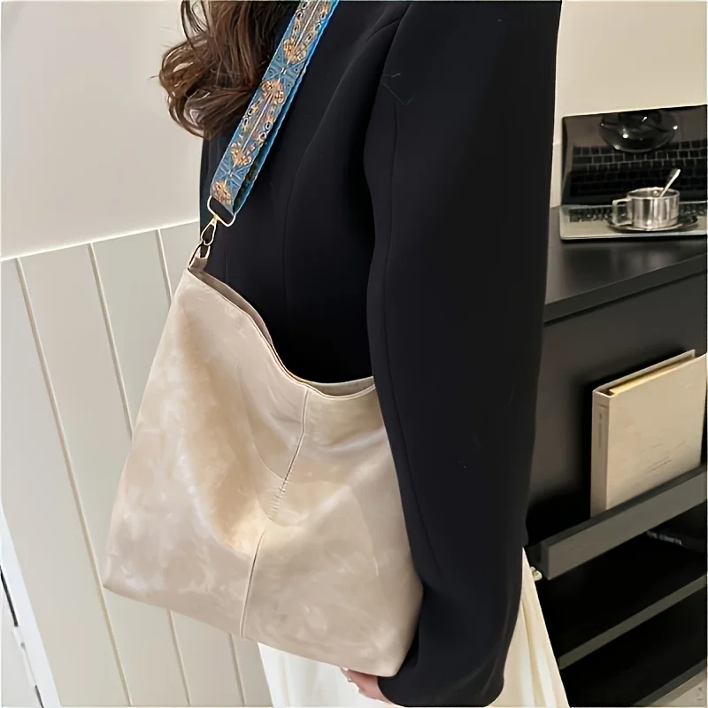 Bohemian Style Women's Shoulder Bag, Vintage Wide Strap, Casual Crossbody Bag for Commuting, Golden Embroidery, Adjustable Strap