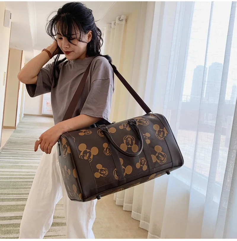 حقيبة ديزني ميكي للسفر للجنسين، تتميز بسعة تخزين ك...