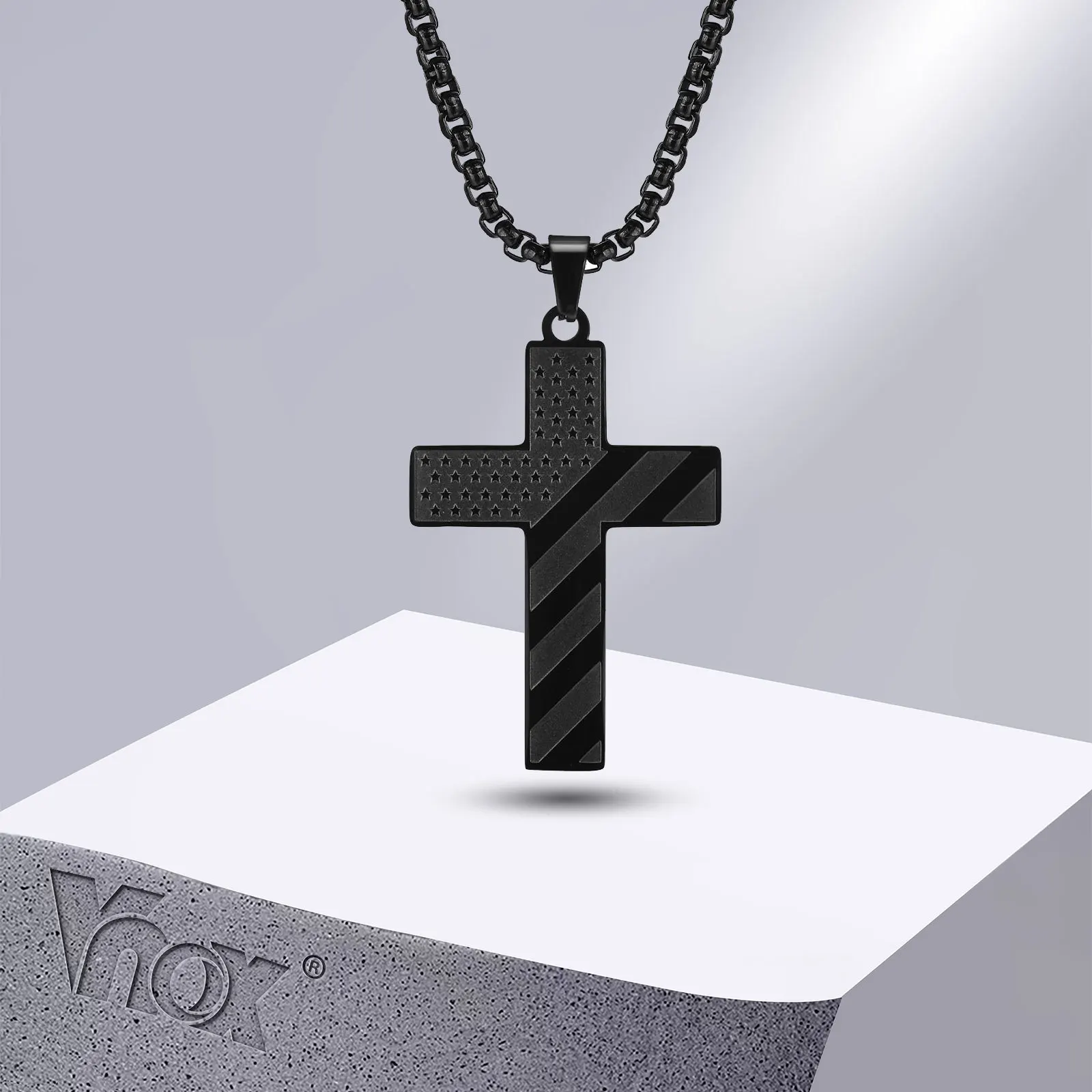 Vnox Halskette mit Kreuz-Anhänger mit amerikanischer Flagge für Herren, auffälliger US-Flagge-strukturierter Anhänger, schwarzer Edelstahl-Glaubenschmuck