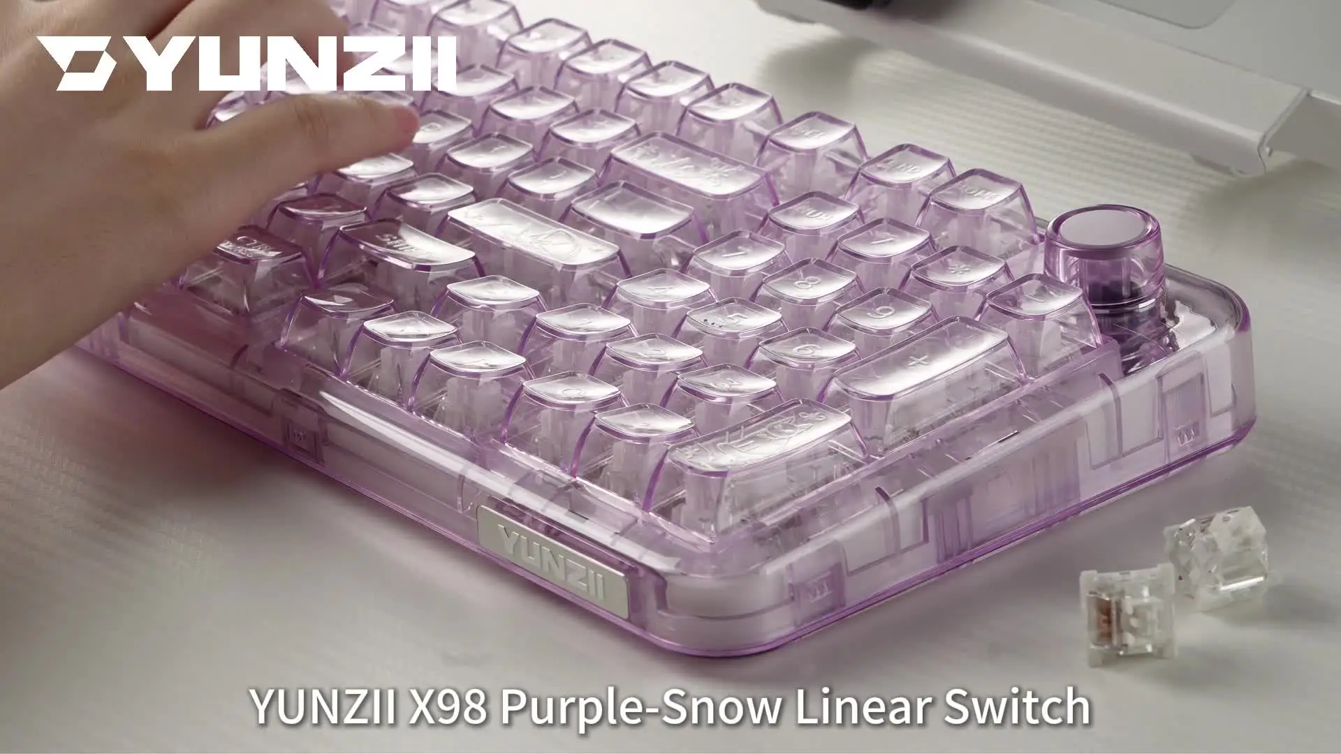 YUNZII X98 ピンク QMK/VIA ワイヤレス透明 RGB キーボード