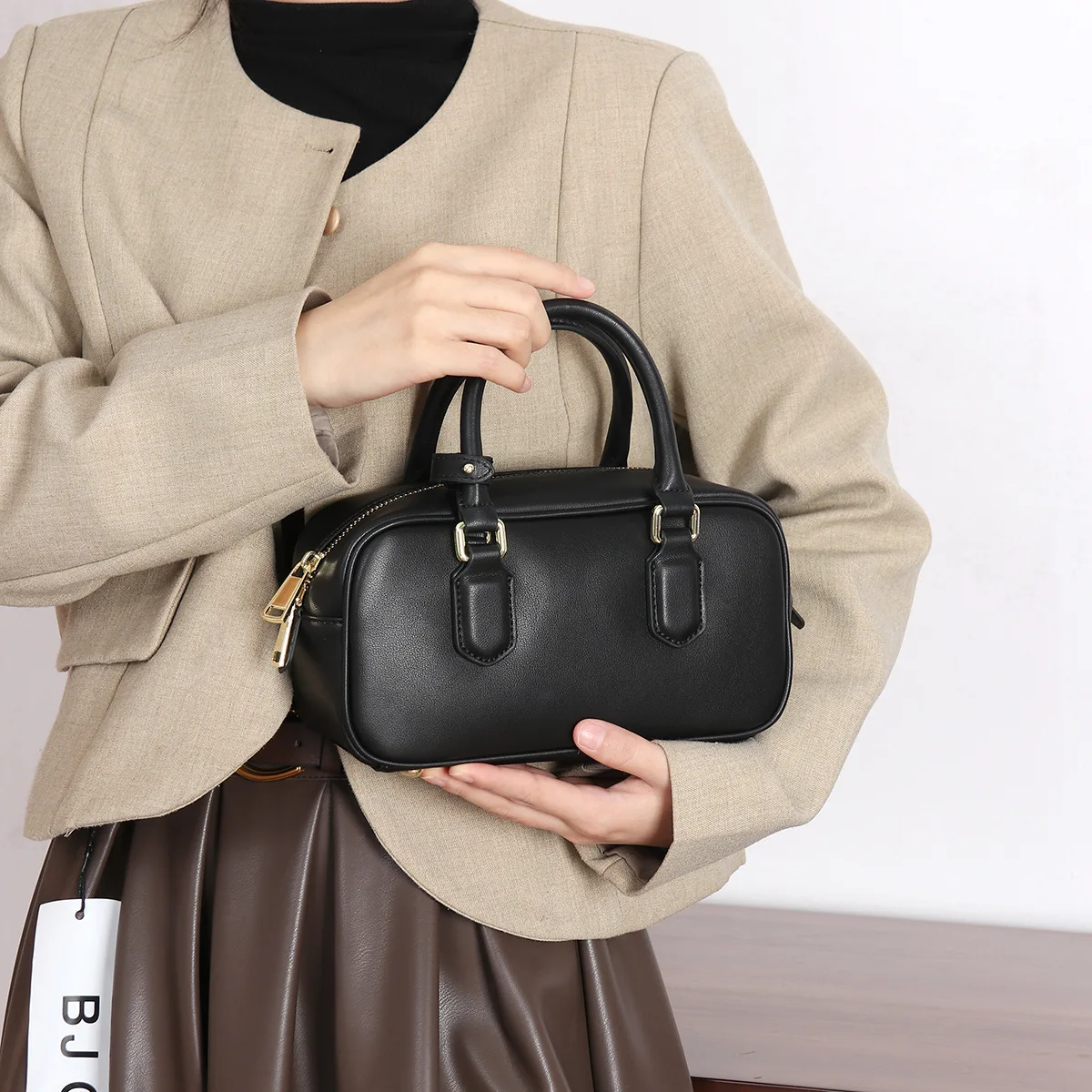 Women's Genuine Leather Handbag Luxury Designer Boston Satchel Vintage Ladies Shoulder Bag Crossbody Black Bowling Tote Purse