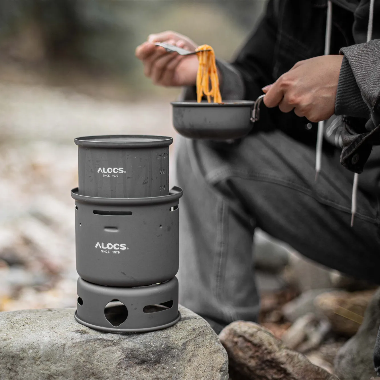 Outdoor Camping Alcohol Stove ALOCS CW-C01 Windproof Aluminium Alloy Pot Set Portable Stackable Storage All-in-one Alcohol Stove