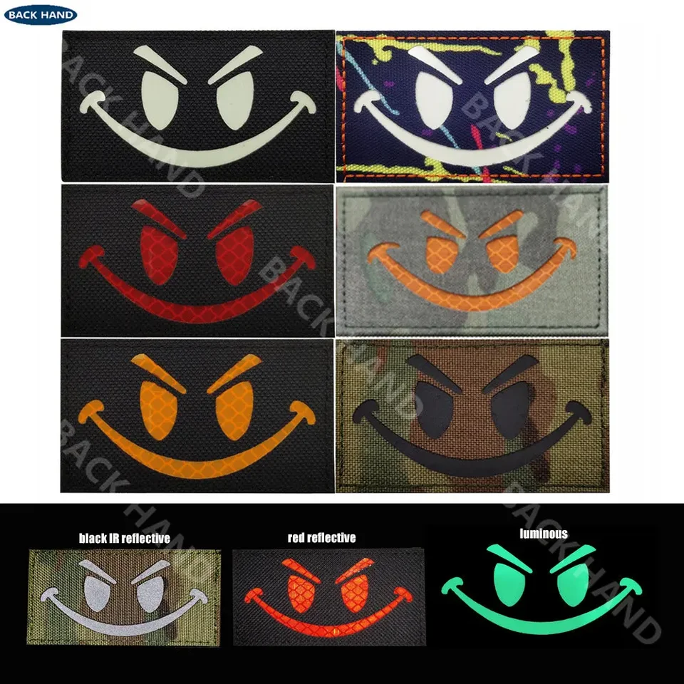 Toppa Ricamata Evil Smile – 4x7,8 Cm – Teschio Con Sorriso – Fissaggio Con Uncino (velcro) – Stile Tattico Militare