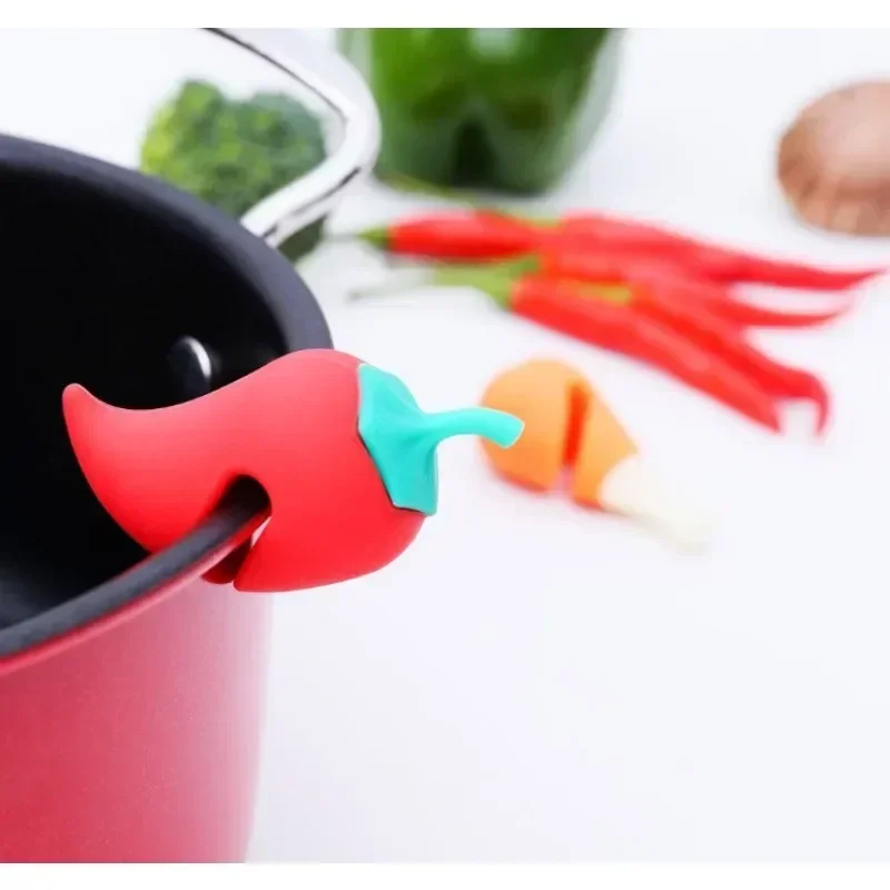 3PCS Cute Silicone Pot Lid Anti-spill Rack Heat-resistant Anti-Overflow Stoppers Pot Cover Lifter Holder Creative Kitchen Gadget