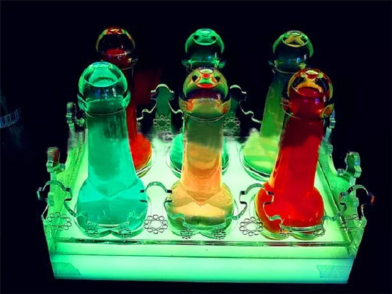 Description Picture 3 of itemTransparent Glass Cup Wine Martini Cocktail Glasses Bottle Beer Juice Wine Glass Cup Bar Pub Party Funny Decoration Cup Gifts