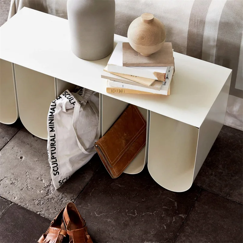 Рисунок 2 - Чайная комната, журнальные столики