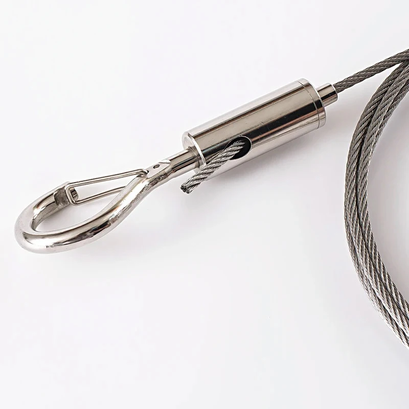 Slide image 90e5d7ac2bc44b64b87ad9f470f494a0