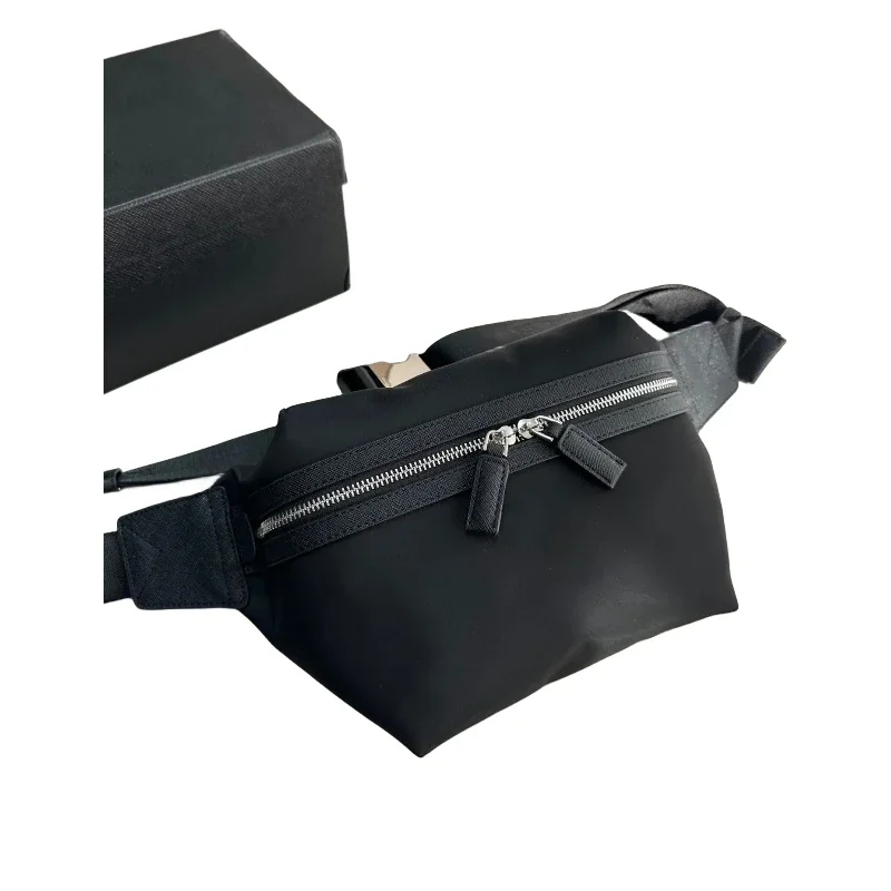 

2023 Fashionable Nylon Waist Pack with Multiple Compartments for Women