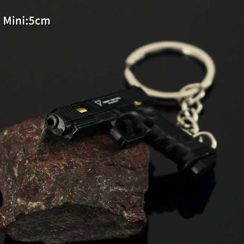1：4 High Quality Toy Gun 5cm Mini ttiG34 Metal Glock Keychain Alloy Pistol Colt 1911 Weapon Model Simulated Pistol Toys for Men 3