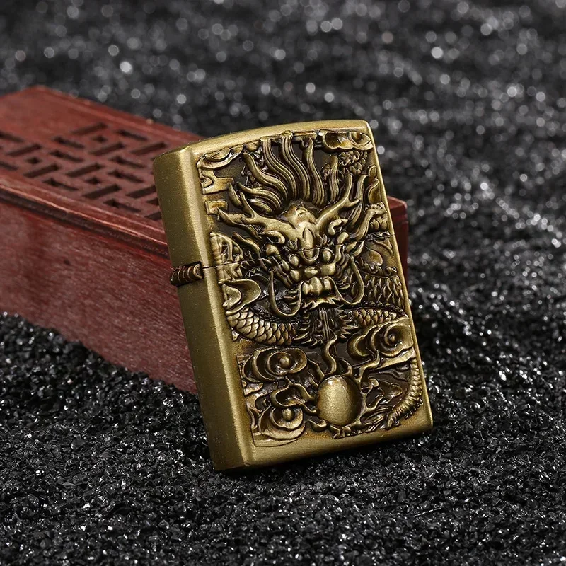 Creative Retro Old-Fashioned Men Embossed Windproof Zinc Alloy Grinding Wheel Kerosene Lighter Smoking Personality Gift