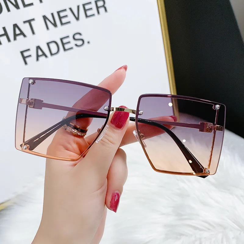 

Square Rimless Sunglasses Men 2023 Summer New Fashion Designer Sun Glasses Classic Luxury Shades for Women UV400 Eyewear