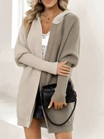 Women's Patchwork Knitted Hooded Cardigan Sweater Warm Autumn Winter Outerwear Fashionable Cozy Cardigan for Cooler Months