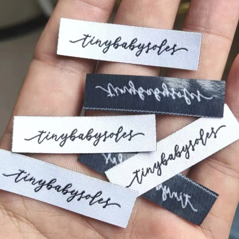 500PCS Polyester Cloth Label 5 * 1.3 cm Hot Iron on Clothing Labels with glue Garment Labels
