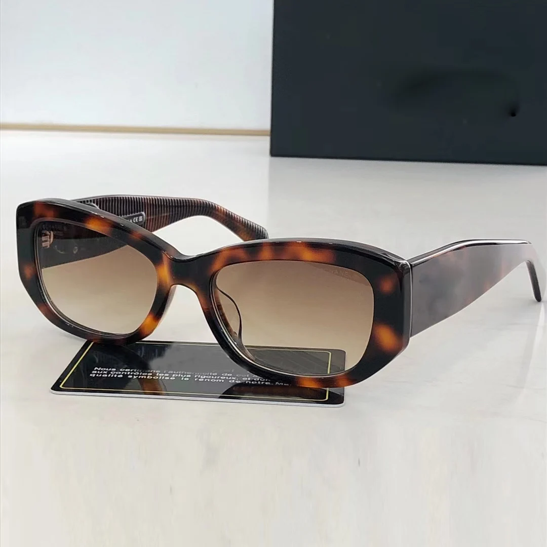 Chanel 5493 Sunglasses Black/Brown Rectangle Women