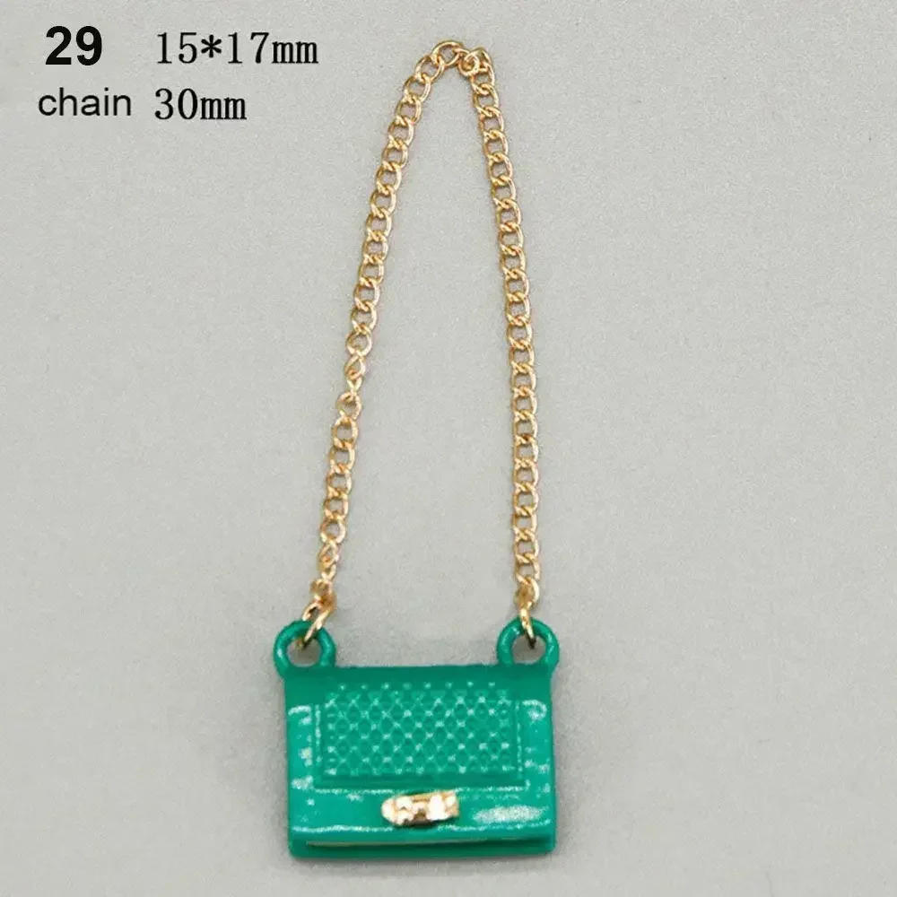 Chic Fashion Accessory Set for Dolls: Trendy Bags & Outfits