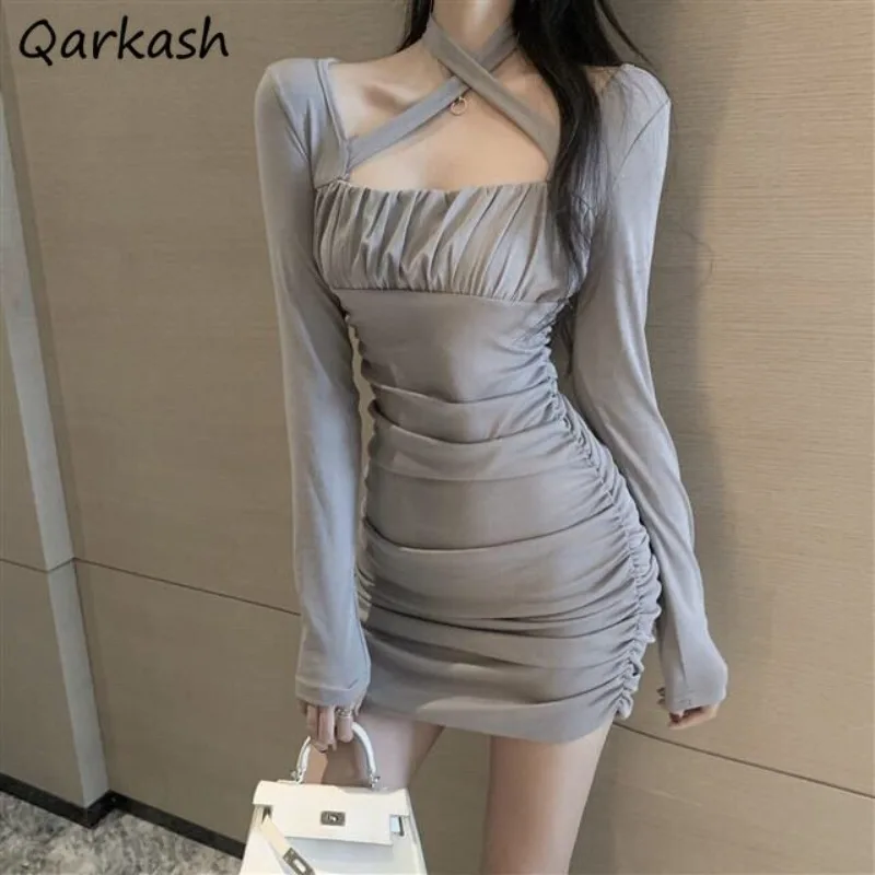 

Folds Sexy Ladies Dresses Women Long Sleeve Night Clue Fashion Korean Style Slim Halter Streetwear Chic Backless Bodycon Y2k