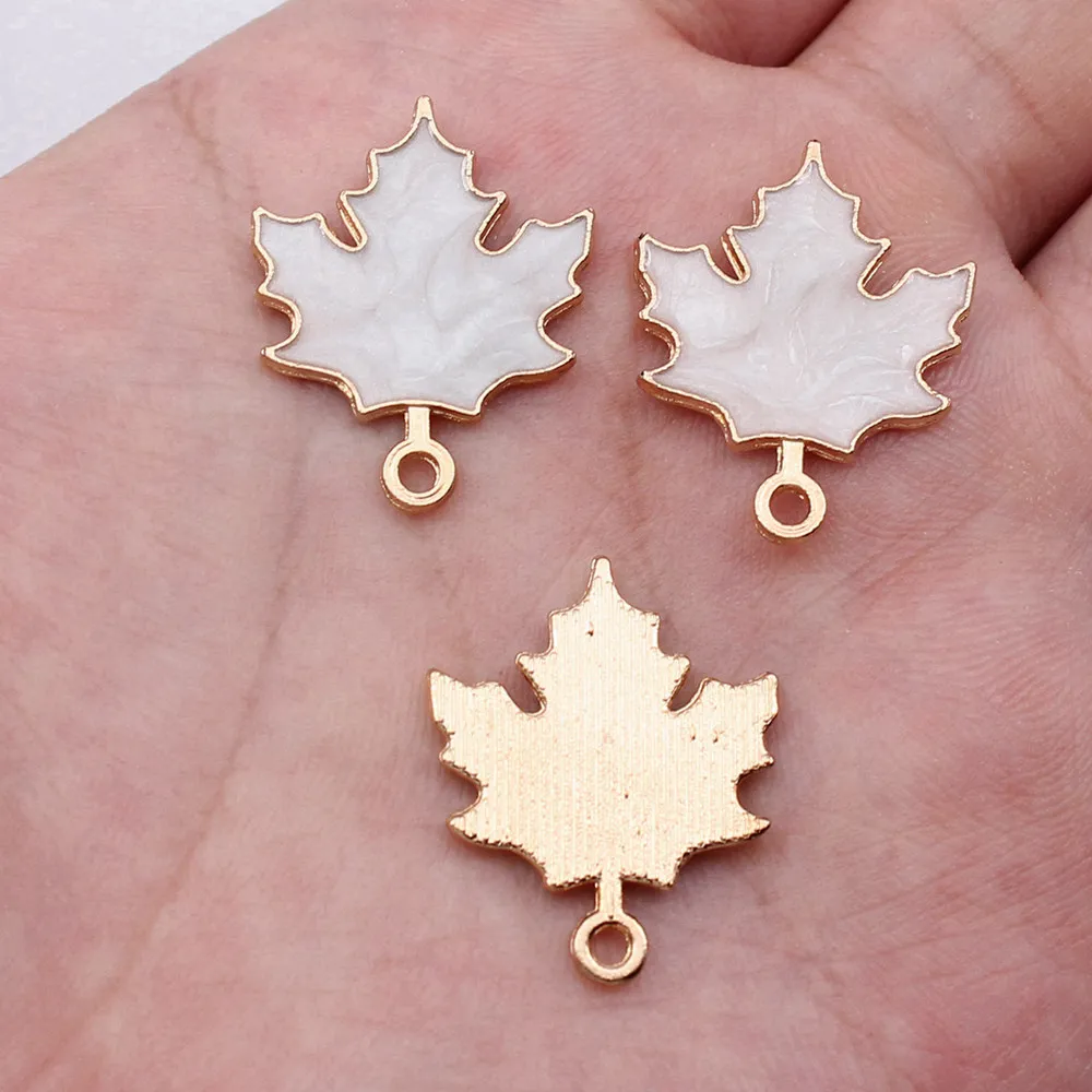 

Jewellery Maple Leaf Charms Popular Pendant 10pcs