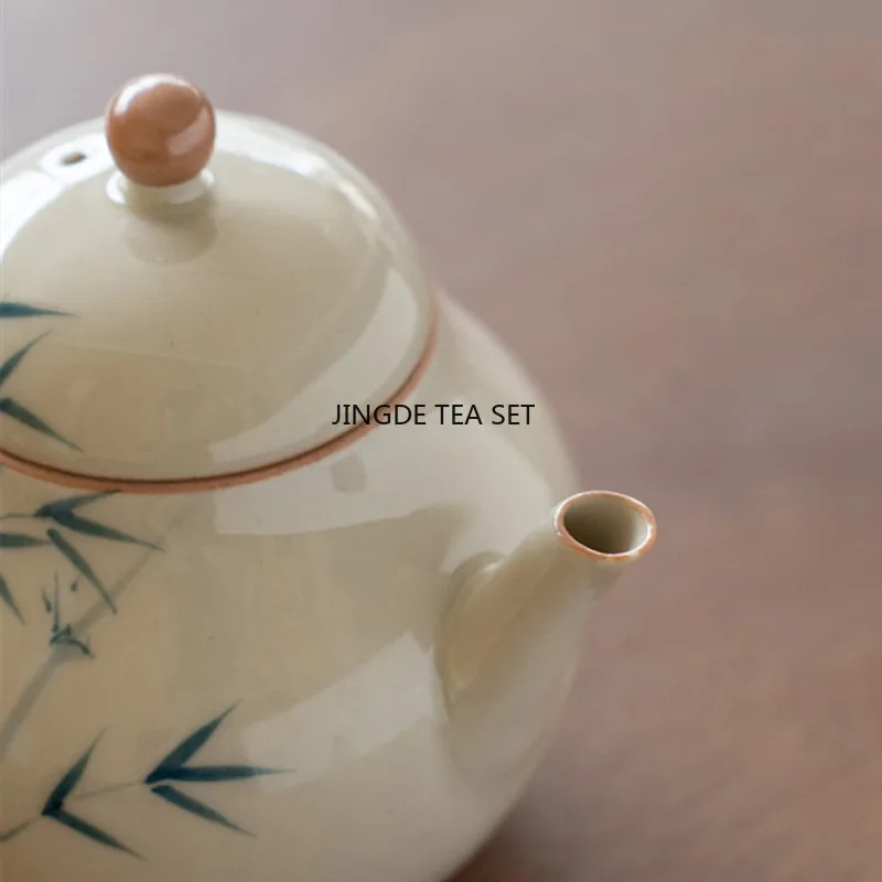 120ml Chinese handmade ceramic teapot small capacity pear shaped hand-painted bamboo leaf Kung Fu tea set