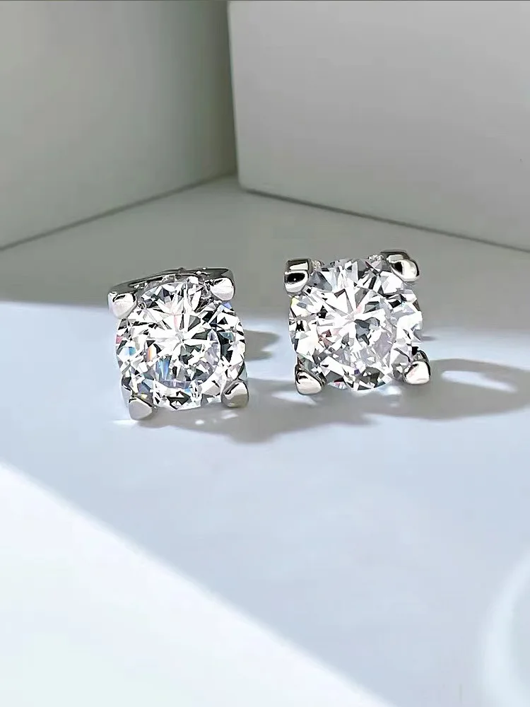 2023 New S925 Silver Cow Head Bracket 8.0mm High Carbon Diamond Simple Fashion Versatile Ear Studs for Women