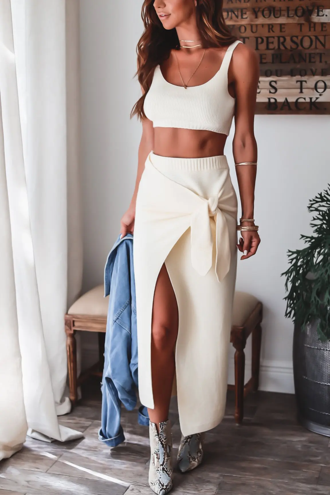 2024 Summer In Europe and America New Women's Solid Color Fashion Sling V-neck Sexy Temperament Elegant Long Skirt Ladies Suit