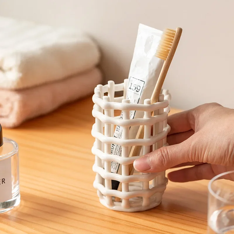Creative Ceramic Toothbrush Holder ,Nordic Korean Style Toothbrush Toothpaste Storage Racks,Home Bathroom Accessories Decor 6