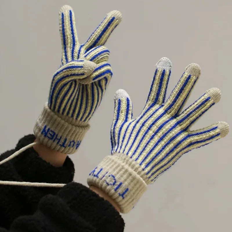

Ретро полосатые вязаные перчатки для сенсорного экрана для женщин и мужчин плотные бархатные зимние перчатки с веревкой на шее студенческие варежки