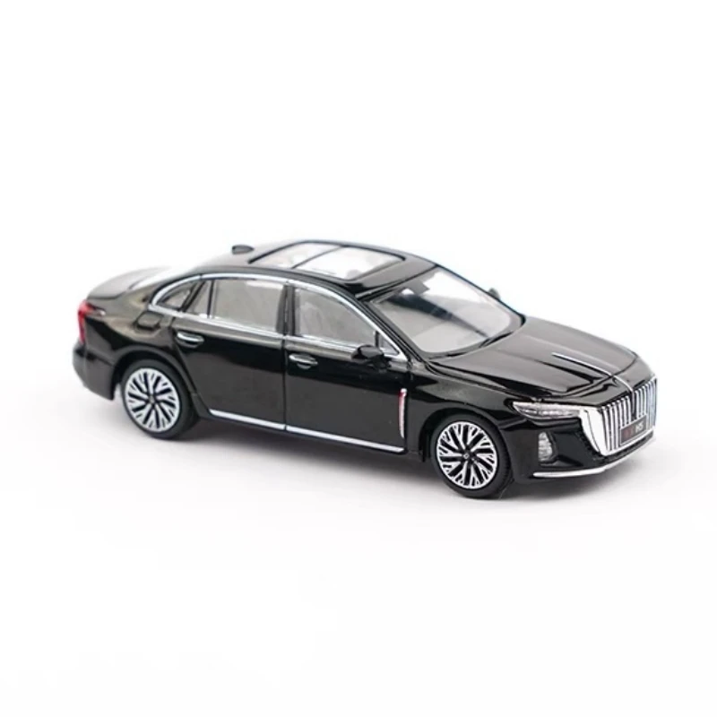 

Модель автомобиля Xcartoys Hongqi H5 второго поколения 1:64