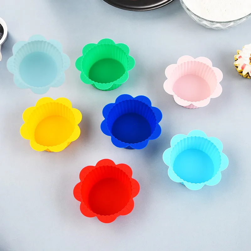 

10Pcs Mini Cupcake Flower Cake Silicone Baking Cup Muffin Liners with Tab Wedding Tool