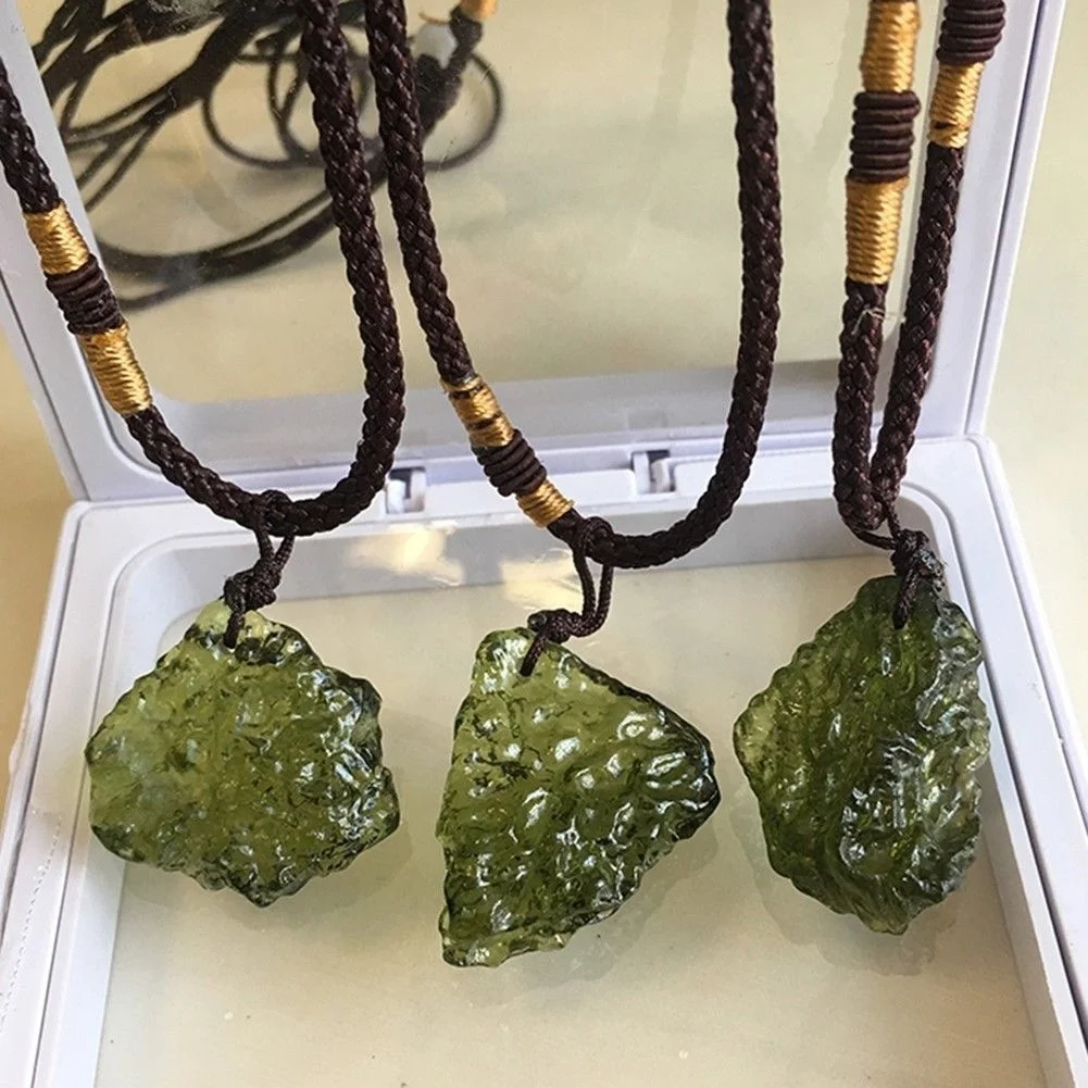 Natural Unique Crystal Quartz Necklace Green Stone Moldavite Pendant Meteorite Outer Space Aerolite Impact Glass Healing Energy