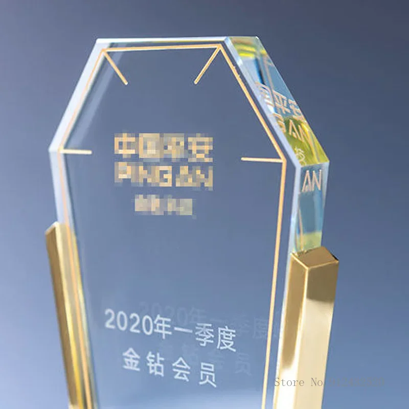 Custom Personalized Metal Geometric Shape Base Crystal Trophy, Electroplating Gold, Creative Event, Souvenir Home Decoration 1pc