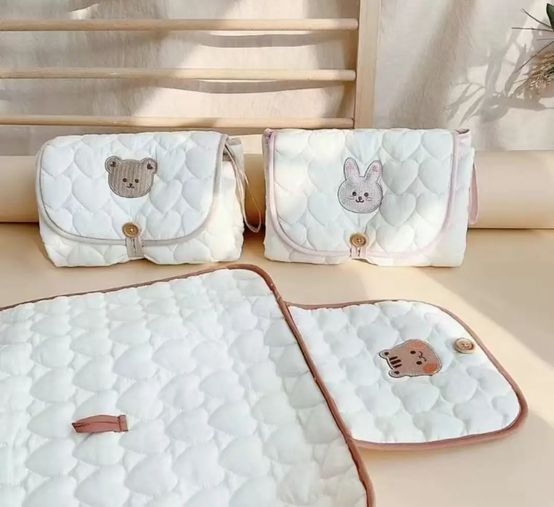 Portable Baby Changing Pad Dual-Sided Foldable Diaper Cushion Hanging Rope Multi-Functional Quilted Nap Mat for Infant