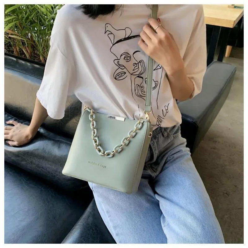 Borsa a secchiello bianca da donna, borsa a tracolla versatile_voghion.com