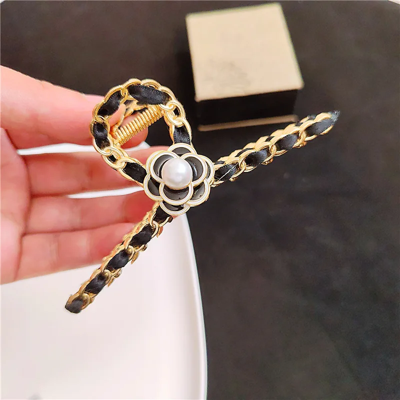 Hair accessory luxury hair claw jewelry camellia crab hair pins for women party clips