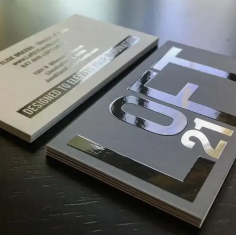 custom-luxury-style-matte-laminate-printing-gold-or-silver-foil-stamped-uv-spot-business-card