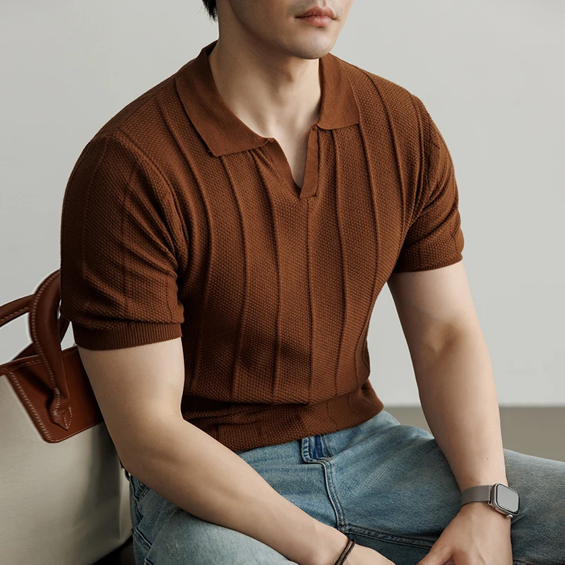 Frühling und Sommer Neues Luxuriöses Europäisches Kurzarm-V-Ausschnitt-T-Shirt Herren Mode-Pullover