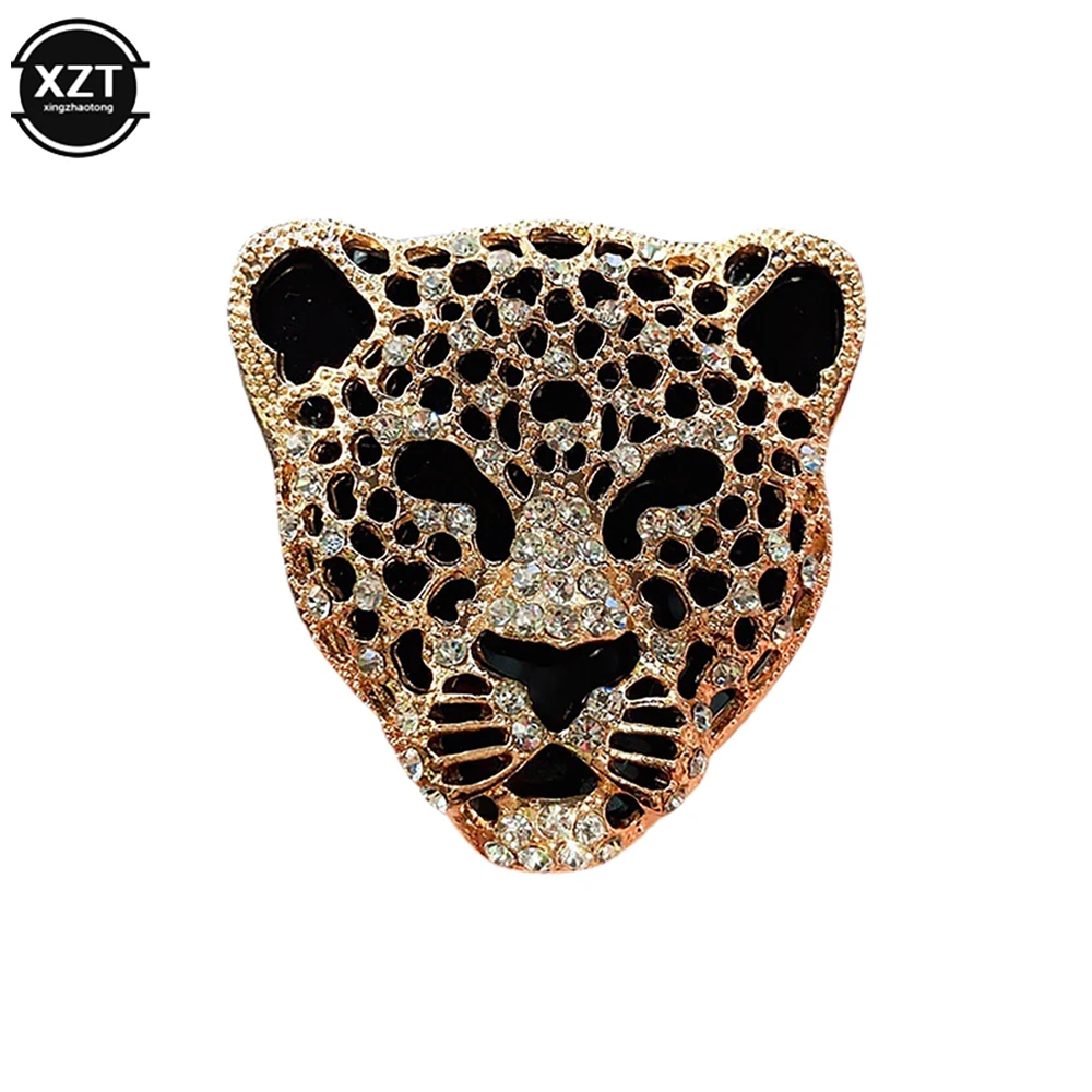 Car Air Vent Clip Charms Crystal Leopard Car Aromatherapy Essential Oil Diffuser Women Fashion Auto Decoration Charms Rhinestone