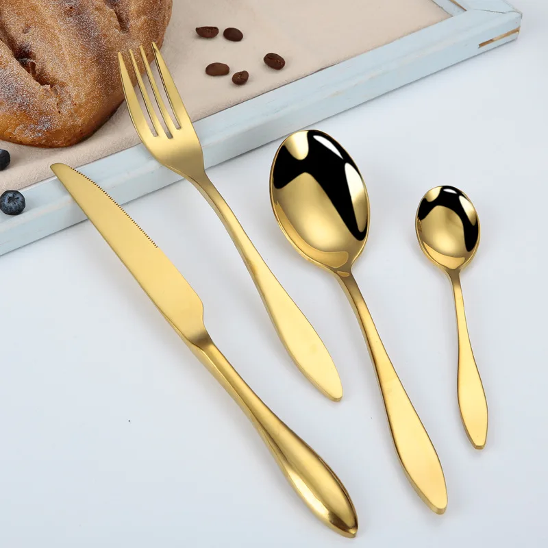 Столовые приборы из меди. Столовые приборы stainless steel 16 пр. Покрытие столовых приборов. Красивые столовые приборы. Латунные столовые приборы.