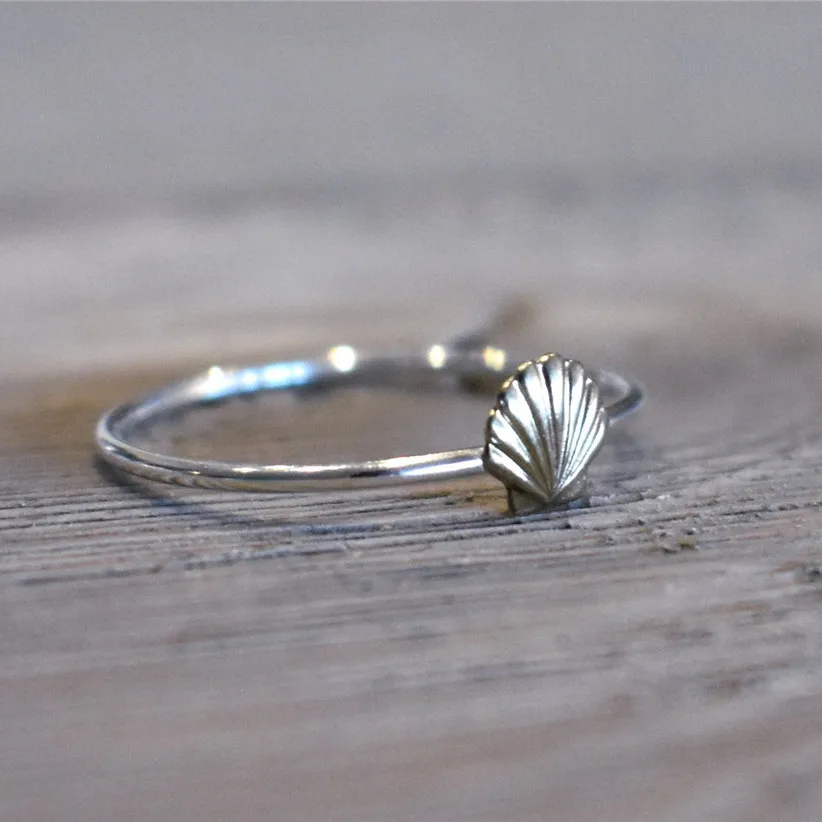 2022SummerJewelrySimpleElegantShellRingforWomenGirlsSilver