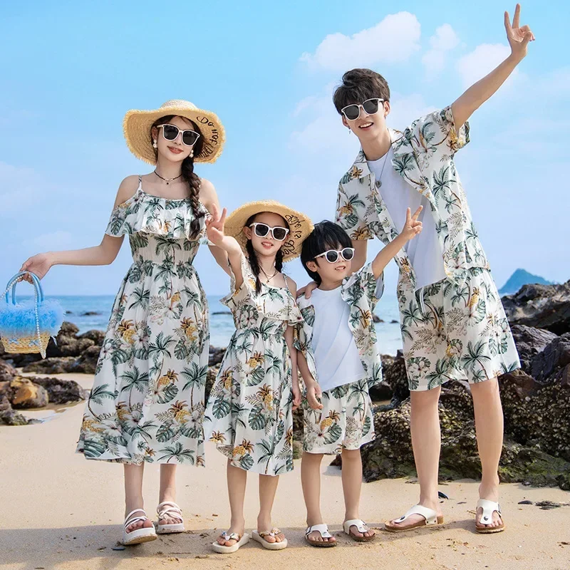 Vacation Look Couple Matching Clothes Family Clothing Mother and Daughter Resort Dress Father Beach Shirts Shorts Two Piece Sets 4