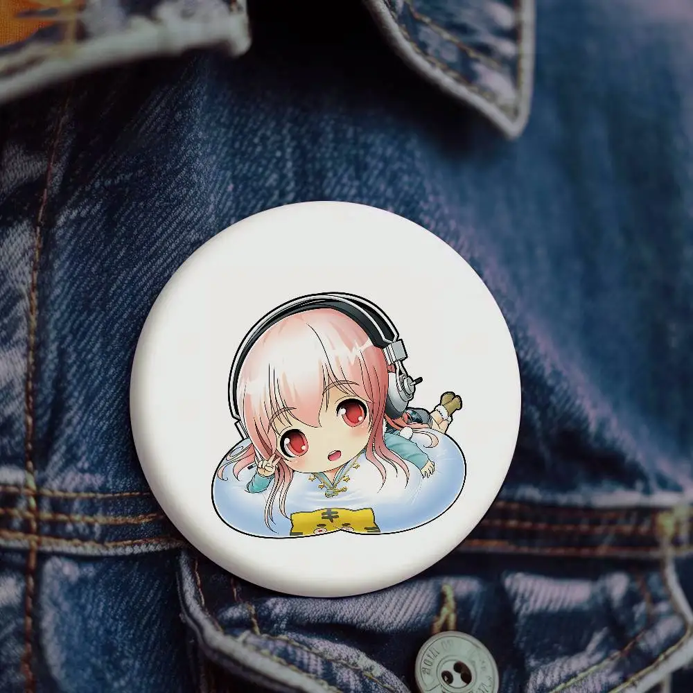 Whimsical Cartoon Singer Enamel Pin – Fun Accessory