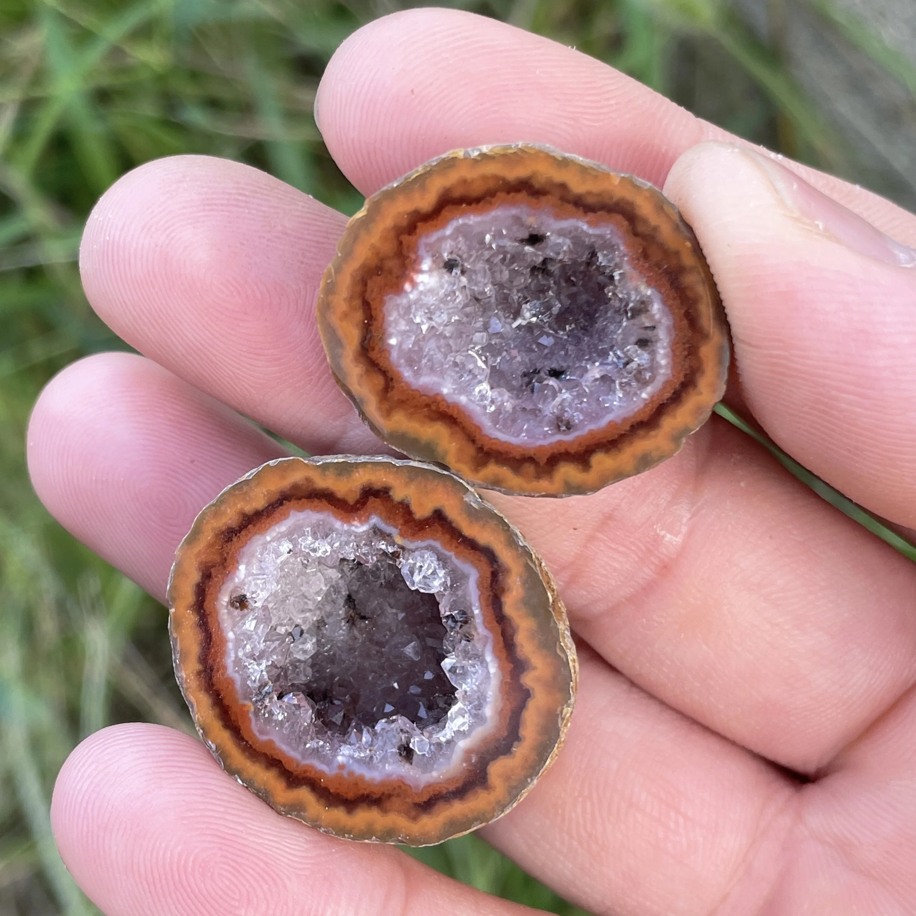 Druzy Agate 原石赤箱付き最終値下げ