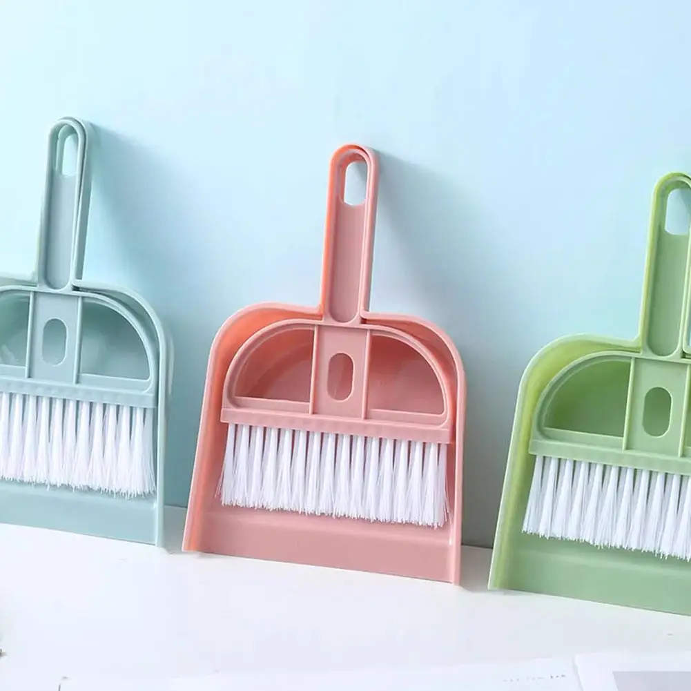 Pet Cleaning Dustpan Set 6