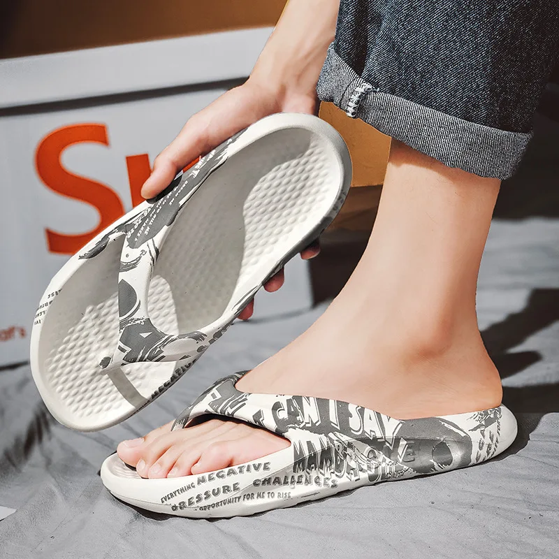 Fashion Non Slip EVA Sole Thick Platform Shoes Men's Flip Flops Summer 2023 Camouflage Anti-Odor Beach Indoor Slippers