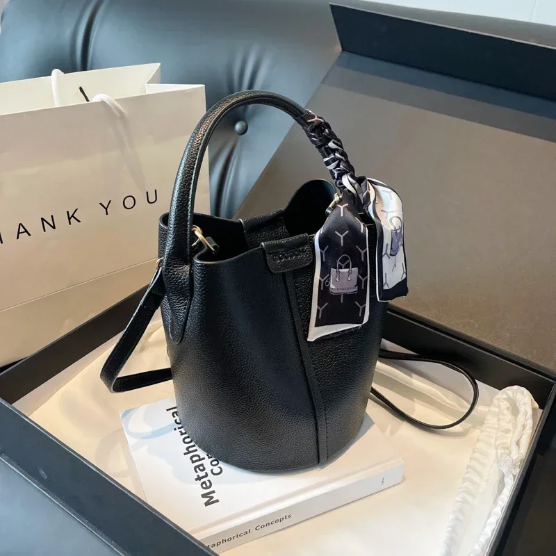 ショルダーバッグ・ポシェット BAOBAO Women Shoulder Bags BB56AG52346 Gray ROW METALLIC Shoulder Bag Grey – ISSEY MIYAKE EU