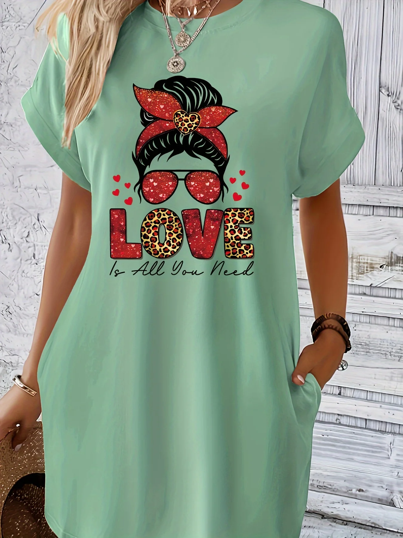 "Love Is All You Need" Women's Casual Pocket Dress - Light Green Sd0cb4e4e9a204df59a7baaaeaa95fedc9