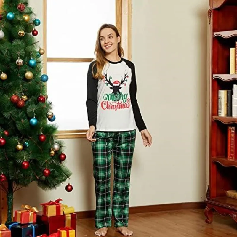 thumbnail image 5 of Nuevo conjunto de pijamas navideños familiares a juego de 2023 con estampado de renos navideños de dibujos animados para la familia, vacaciones en casa, bebé, 5 of 5