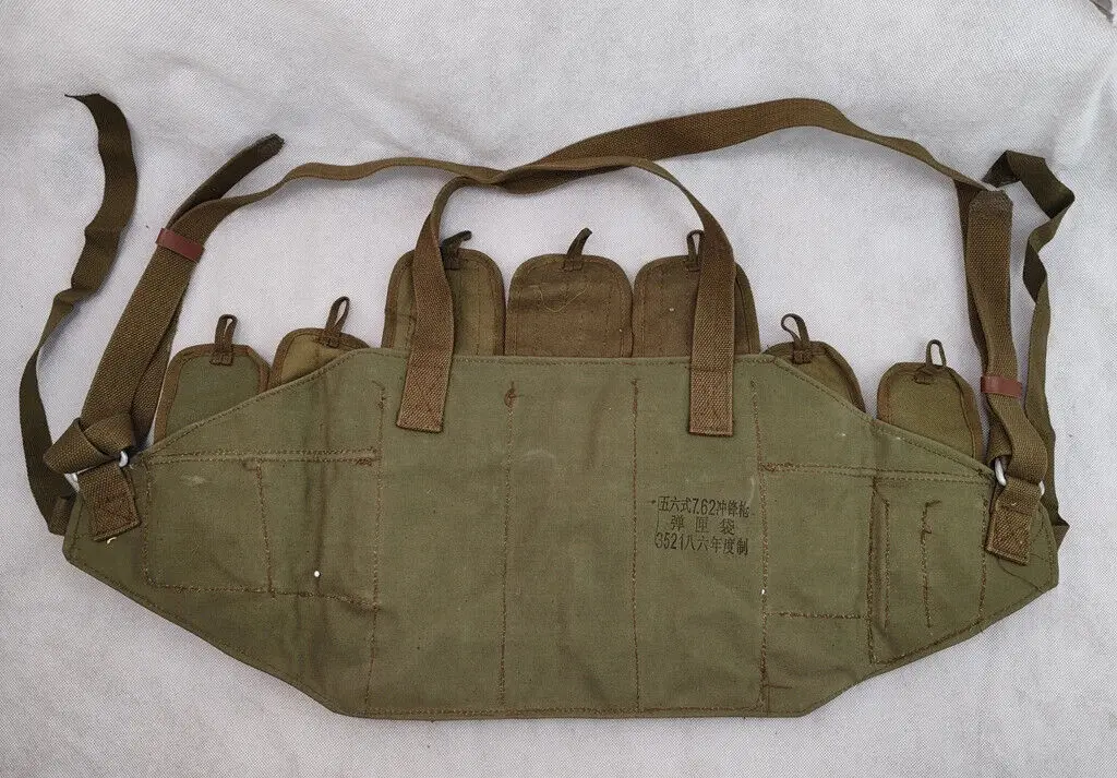 1986s GENUINE ORIGINAL BANDOLIER VIETNAM WAR CHINESE MILITARY TYPE 56AK CHEST-RIG POUCH NOS