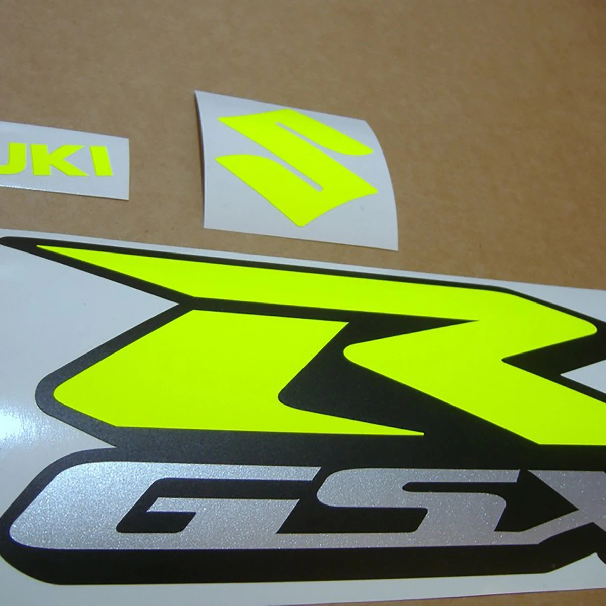 Ű GSXR 600 ƼĿ Į ũ ΰ Ʈ,    ŰƮ