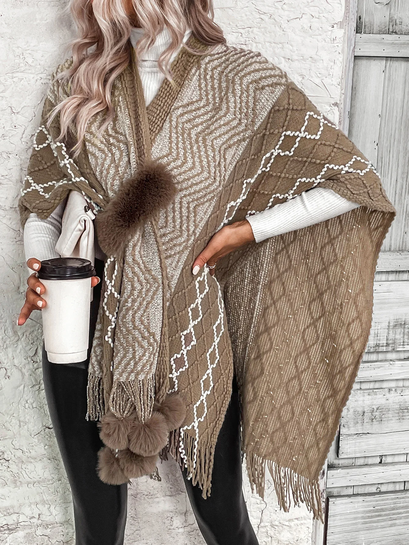 

V-neck tassel gradually changing cape cape cardigan