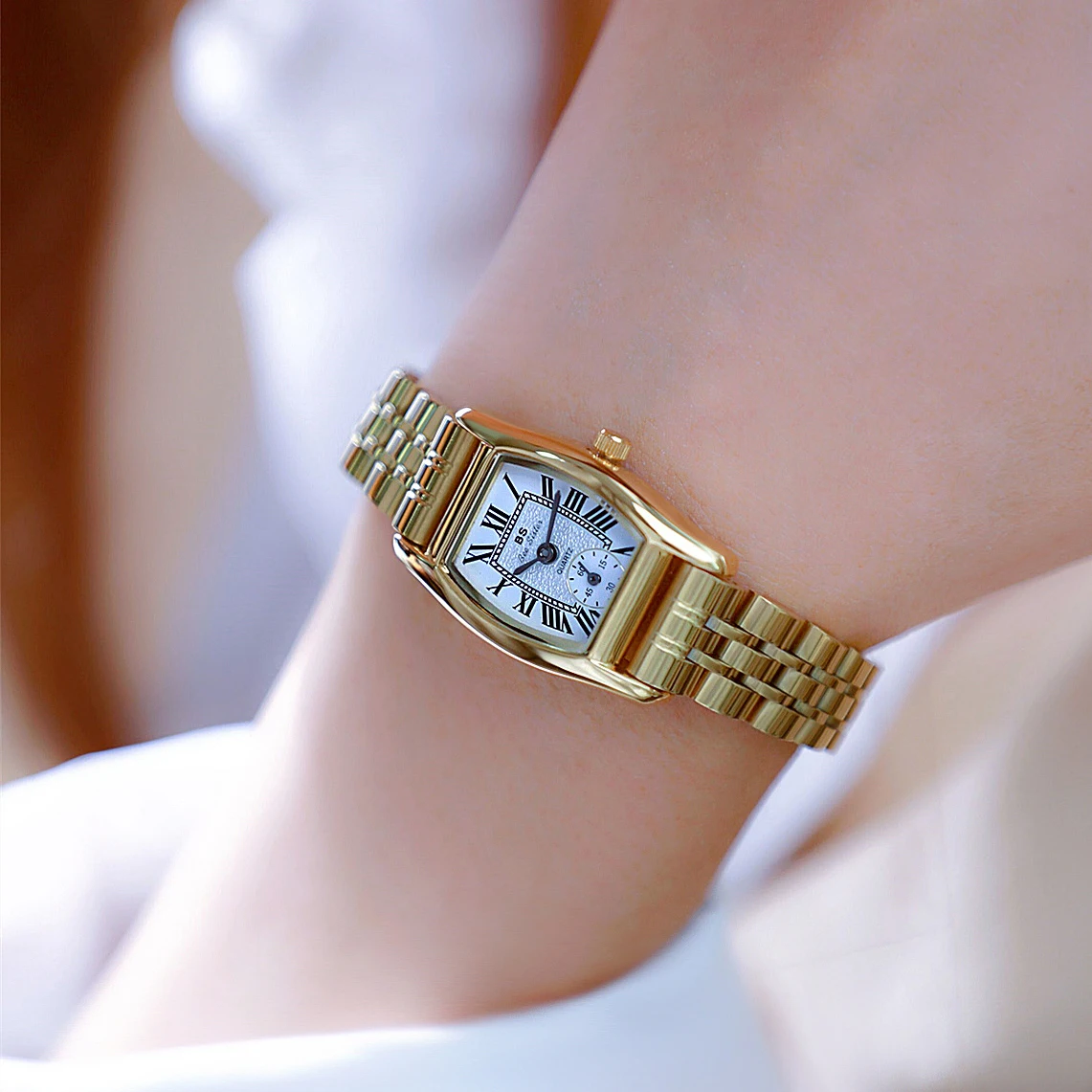 Women's Watches Fashion High Quality Retro Leather Strap Quartz Watch For Women Small Square Dial Ladies Waterproof Clock 4